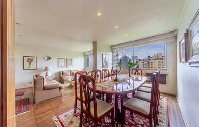 Imagem: O apartamento possui 3 Dormitórios, 4 Banheiros, 2 Vagas na