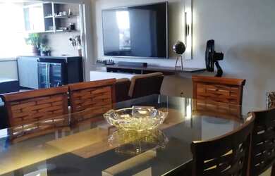 Imagem: O apartamento possui 3 Dormitórios, 3 Banheiros, 2 Vagas na