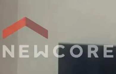 Imagem: A casa possui 2 Dormitórios, 1 Banheiro, 2 Vagas na garagem