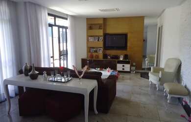 Imagem: O apartamento na cobertura possui 4 Dormitórios, 5 Banheiros