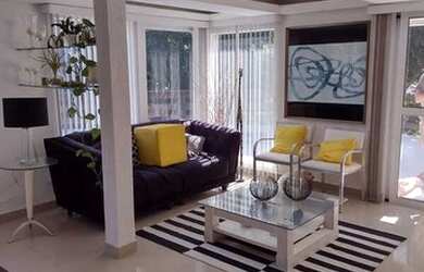 Imagem: A casa em condomínio possui 3 Dormitórios, 3 Banheiros, 2