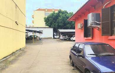 Imagem 1: Lote/Terreno para aluguel tem 900 metros quadrados em Santana - Porto Alegre - RS