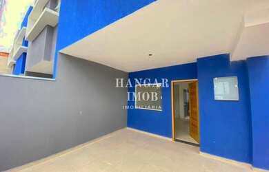 Imagem: A casa possui 2 Dormitórios, 3 Banheiros, 2 Vagas na garagem