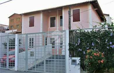 Imagem: A casa possui 2 Dormitórios, 1 Banheiro, 1 Vaga na garagem