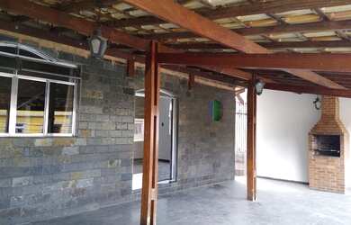 Imagem 5: Casa 3/4. Varanda, 2 Vagas na garageme3 Dormitórios