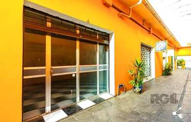 Imagem: O depósito possui 40m² de Área e está localizado em Petrópolis