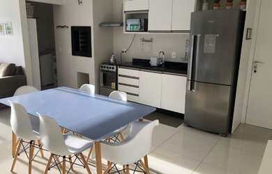 Imagem: O apartamento possui 2 Dormitórios, 2 Banheiros, 1 Vaga na