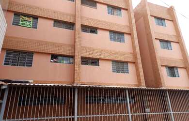 Imagem: O apartamento possui 1 Dormitório, 1 Banheiro, 1 Vaga na garagem