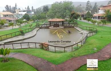 Imagem: A casa em condomínio possui 5 Dormitórios, 5 Banheiros, 2