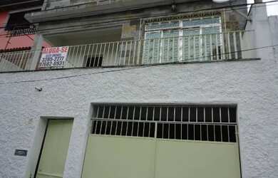 Imagem: A casa em condomínio possui 3 Dormitórios, 3 Banheiros, 2
