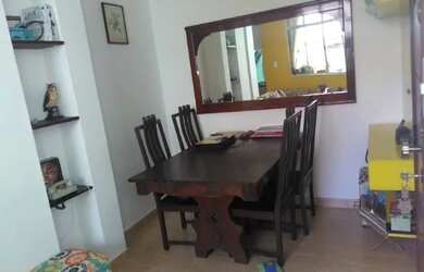 Imagem: A casa possui 3 Dormitórios, 2 Banheiros, 60m² de Área e