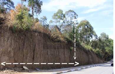 Imagem: O terreno possui 2078m² de Área e está localizado em Chácara