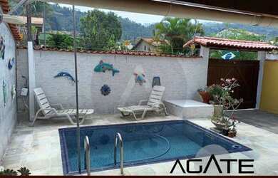 Imagem: A casa em condomínio possui 3 Dormitórios, 2 Banheiros, 2