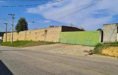 Imagem: O terreno possui 20.000m² de Área e está localizado em Loteamento