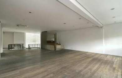 Imagem 15: Casa para aluguel e venda tem 497 metros quadrados em Jardim Paulista...