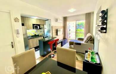 Imagem: O apartamento possui 2 Dormitórios, 2 Banheiros, 1 Vaga na