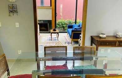 Imagem: A casa em condomínio possui 3 Dormitórios, 4 Banheiros, 5