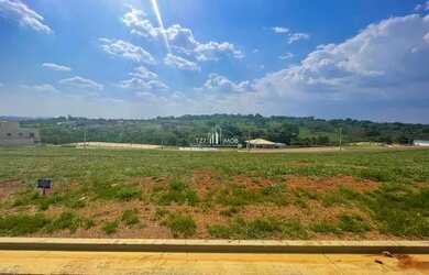 Imagem: O terreno possui 267m² de Área e está localizado em Jardins