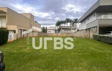 Imagem 1: Terreno amplo em condomínio fechado nos Jardins Verona, Goiânia