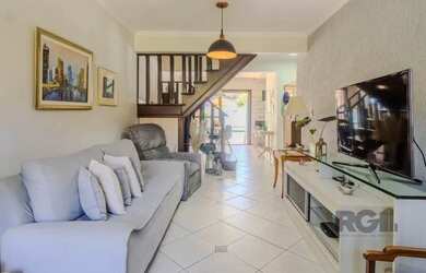 Imagem 3: Casa em Hípica. Piscina, Churrasqueira, Imóvel novoeLareira