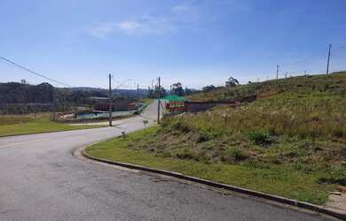 Imagem: O terreno possui 260m² de Área e está localizado em Cézar