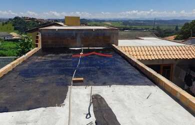 Imagem 14: ESPAÇOSA CASA TÉRREA INACABADA DE PADRÃO MÉDIO ALTO
