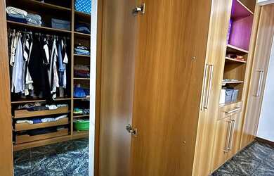 Imagem 7: Casa com Piscina 4 quartos 1 escritório e piscina