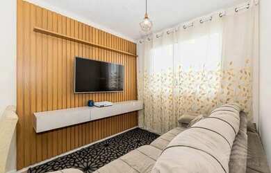 Imagem: O apartamento possui 2 Dormitórios, 1 Banheiro, 1 Vaga na garagem