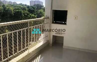 Imagem: O apartamento possui 3 Dormitórios, 2 Banheiros, 2 Vagas na