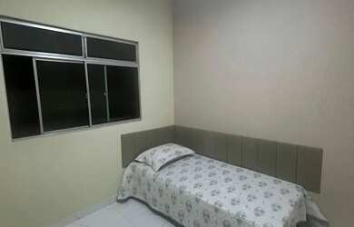 Imagem 4: Alugo Casa. Imóvel mobiliado, Ar-condicionado, 2 Vagas na garageme2 Dormitórios