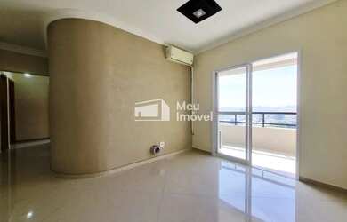 Imagem: O apartamento possui 3 Dormitórios, 1 Banheiro, 2 Vagas na