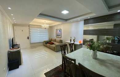 Imagem: A casa em condomínio possui 4 Dormitórios, 5 Banheiros, 5