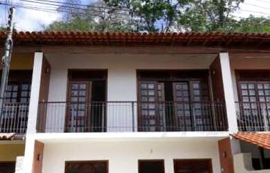 Imagem: A casa possui 3 Dormitórios, 200m² de Área e está localizado