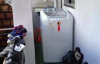 Imagem: A casa possui 2 Dormitórios, 2 Banheiros, 1 Vaga na garagem