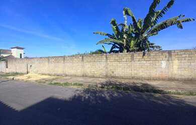 Imagem: O terreno possui 420m² de Área e está localizado em Trevo