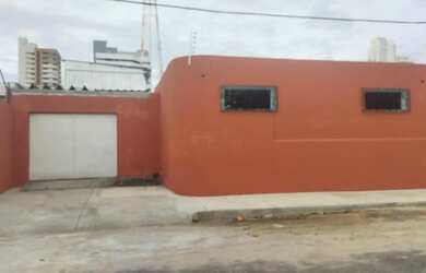 Imagem 2: Casa em esquina nobre, Rua Vicente Leite com Francisco Gonçalves, xxxm2,...