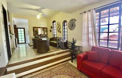 Imagem 4: Condomínio Vilarejo - Maravilhosa casa 495m² com piscina, sauna e churrasqueira