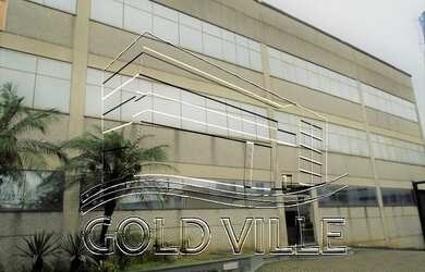 Imagem: O depósito possui 5 Vagas na garagem, 3.000m² de Área e