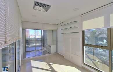 Imagem: O depósito possui 1 Vaga na garagem, 46m² de Área e está