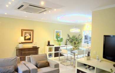 Imagem: A casa em condomínio possui 5 Dormitórios, 5 Banheiros, 3