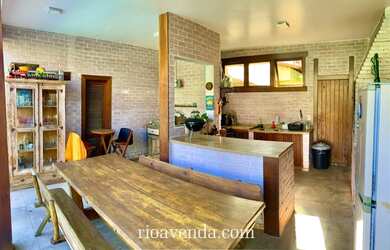 Imagem 15: Mansão anos 80 Condomínio Santa Helena - Barra da Tijuca