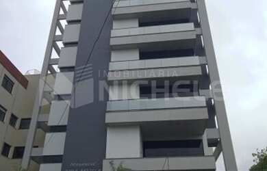 Imagem: O apartamento possui 3 Dormitórios, 1 Banheiro, 2 Vagas na