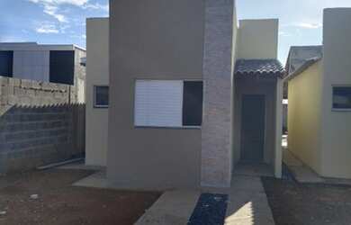 Imagem: A casa possui 2 Dormitórios, 1 Banheiro, 64m² de Área, Imóvel