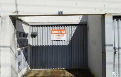 Imagem: A casa possui 2 Dormitórios, 2 Banheiros, 1 Vaga na garagem