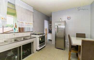 Imagem 6: Sobrado com 7 dormitórios à venda, 150 m² por R$ 895.000,00 - Novo Mundo - Curitiba/PR