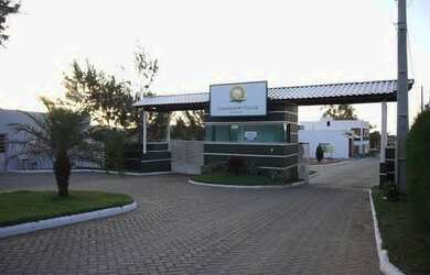 Imagem: O terreno possui 300m² de Área e está localizado em José