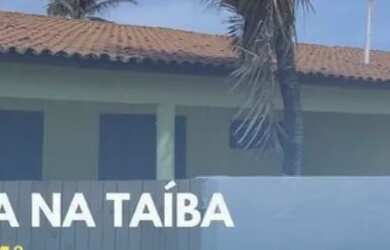 Imagem: A casa possui 4 Dormitórios, 2 Banheiros, 1 Vaga na garagem