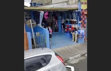 Imagem: A casa possui 2 Dormitórios, 1 Banheiro, 1 Vaga na garagem