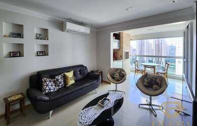 Imagem: O apartamento possui 3 Dormitórios, 2 Banheiros, 2 Vagas na