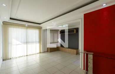 Imagem: O apartamento possui 2 Dormitórios, 2 Banheiros, 2 Vagas na